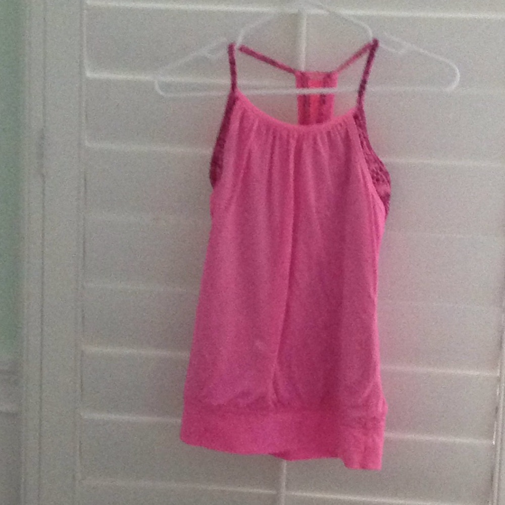 Ivivva top